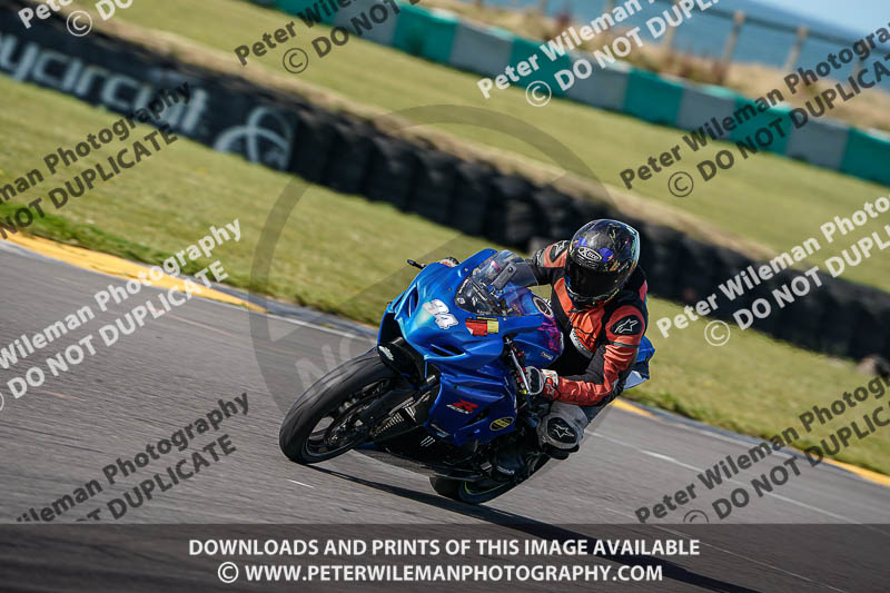 anglesey no limits trackday;anglesey photographs;anglesey trackday photographs;enduro digital images;event digital images;eventdigitalimages;no limits trackdays;peter wileman photography;racing digital images;trac mon;trackday digital images;trackday photos;ty croes